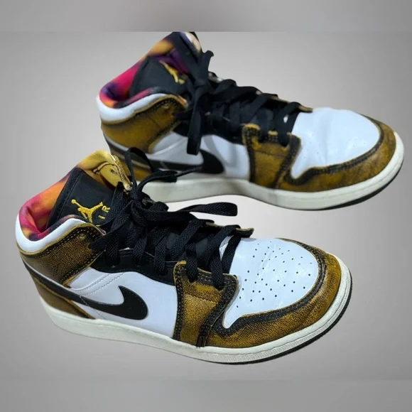 Nike Air Jordan 1 Mid SE "Wear Away" sneakers Size 4.5 Youth Authentic - Picture 5 of 12